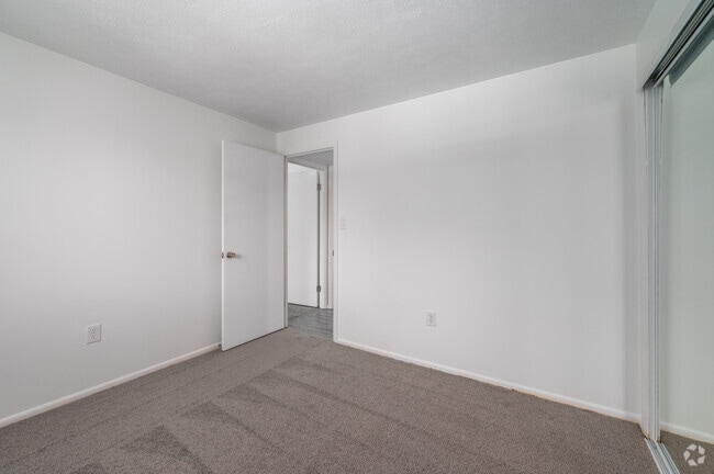 2BR 1.5BA