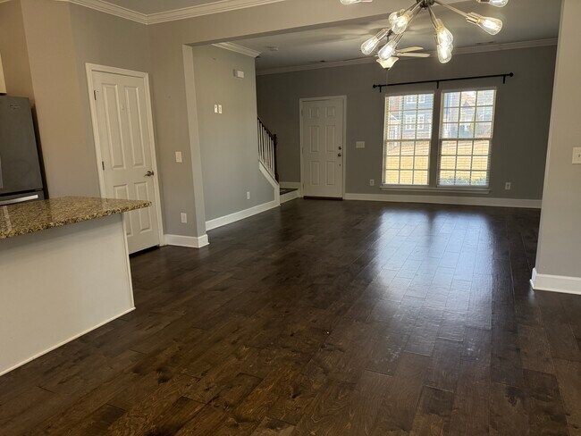 Photo - 104 Skylark Aly