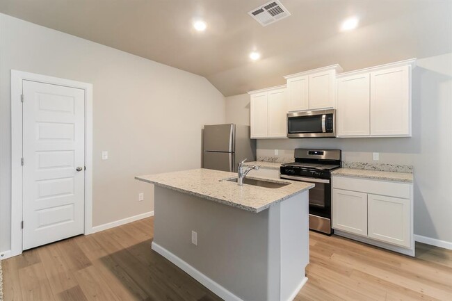 Photo - 2516 Rosewood Ln