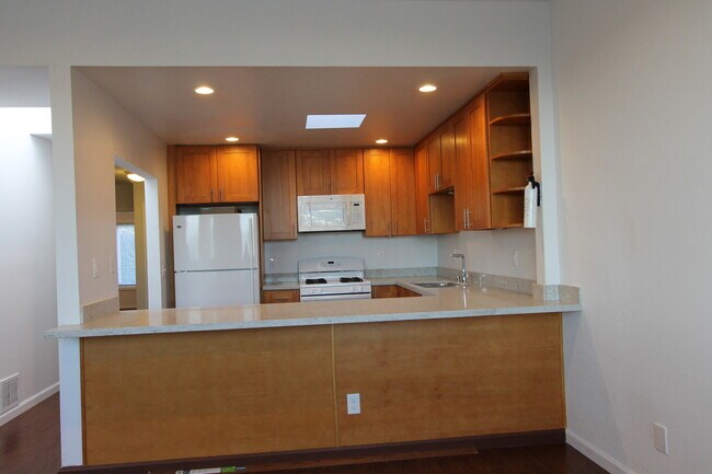 Photo - EPIC REA - Top Floor Unit - Panoramic View...