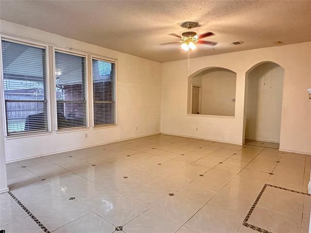 Photo - 3531 Tamarack Dr