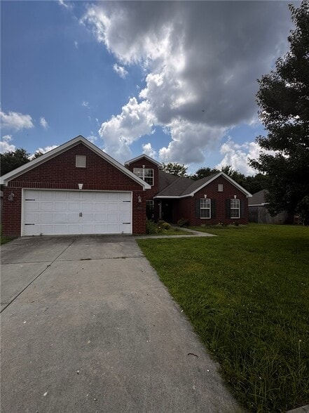 11723 E Creek Ln