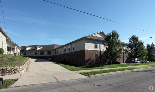 Photo - Grand Avenue Commons
