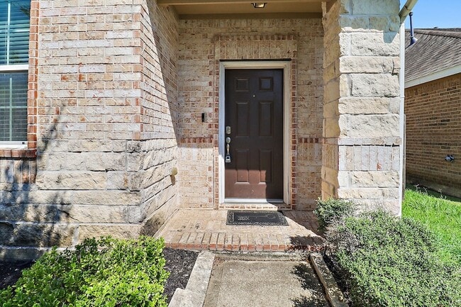 Photo - 8314 Hampton Bay Drive