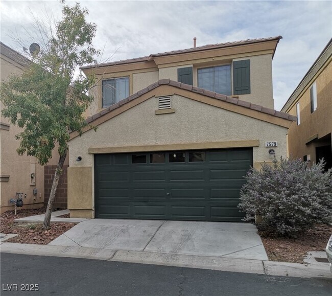 Photo - 7579 Holiday Hills St