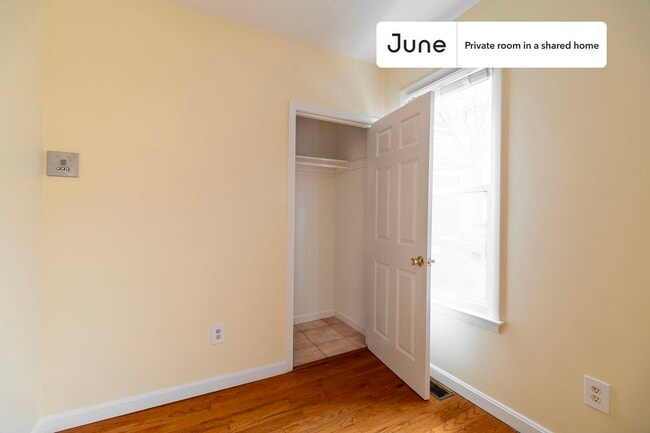 Photo - Room in Shared 3 bed/2 bath home Unit B