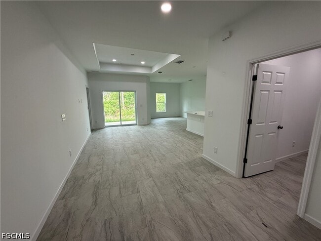 Photo - 1103 W 10th St