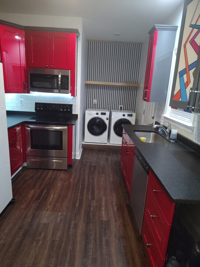 Photo - 372 Dwight St