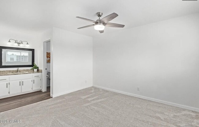 5525 E Thomas Rd Unidad Q8