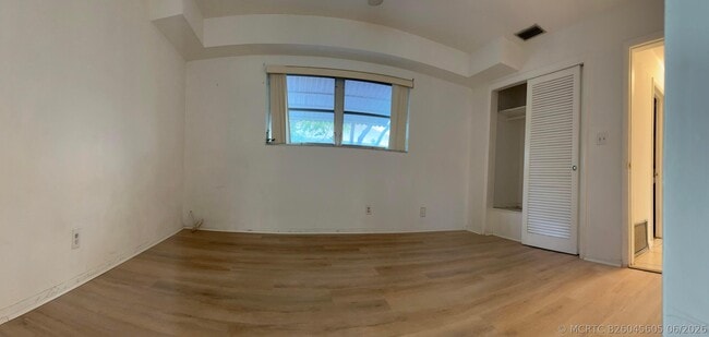 1650 NW 43rd St