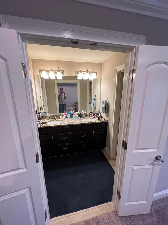 Photo - 1707 Trellis Ln