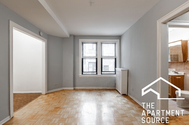 Photo - 739 W Belmont Ave Unit 409