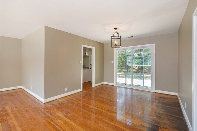 Photo - 1615 Culpepper Cir