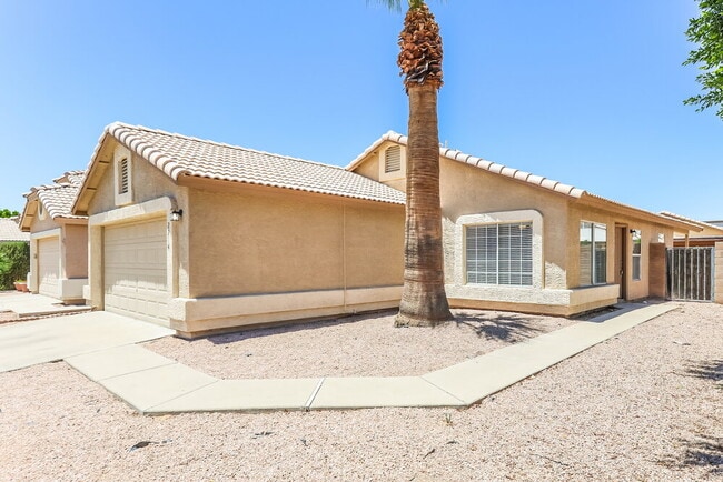 Photo - 2214 E Aire Libre Ave