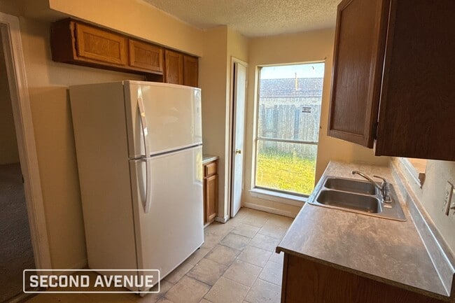 Photo - 11618 Roandale Dr