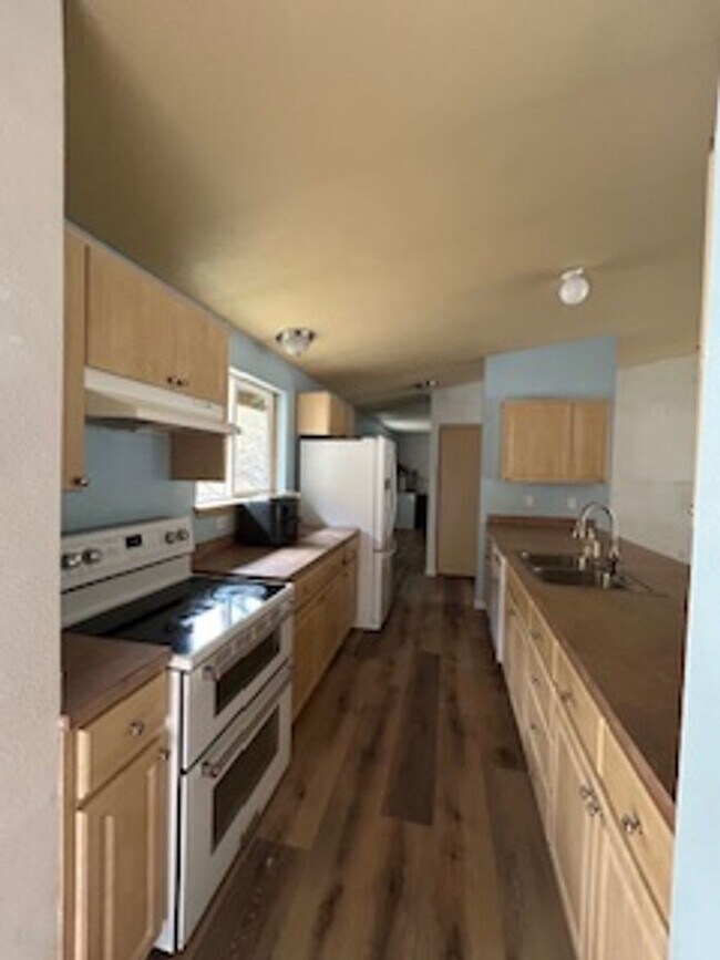 Photo - Coming Soon!! Lovely 3bdrm, 2 bath home by Emigrant Lake!!