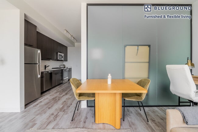 Photo - 501 Brazos St Unidad FL18-ID332