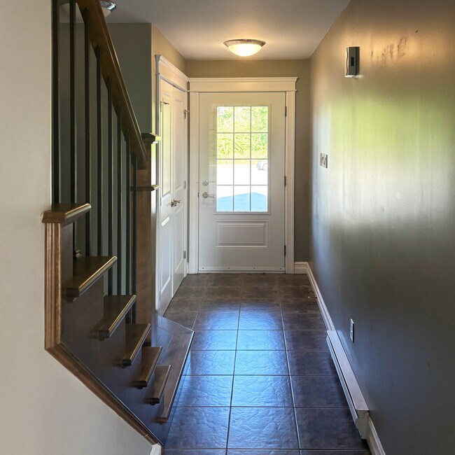 Photo - Thornbury Lane