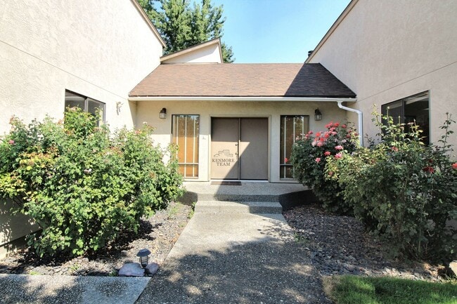 4 Bedroom, 3 Bath Home in West Richland - 4 Bedroom, 3 Bath Home in West Richland