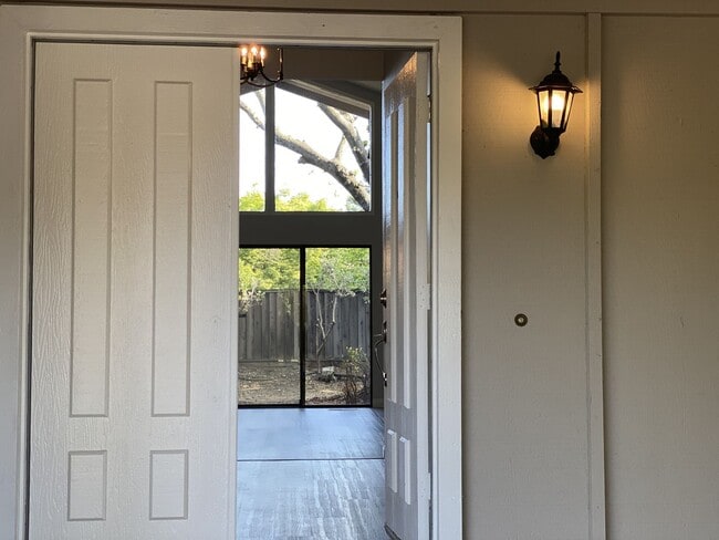 Photo - ALMADEN VALLEY - Spacious single story home with fenced yard, great location