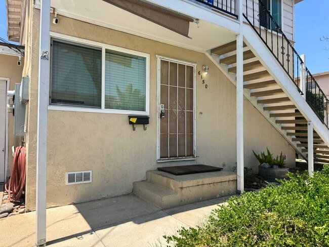 Building Photo - 6150-52 Horton Dr Unit 6150 Horton Drive
