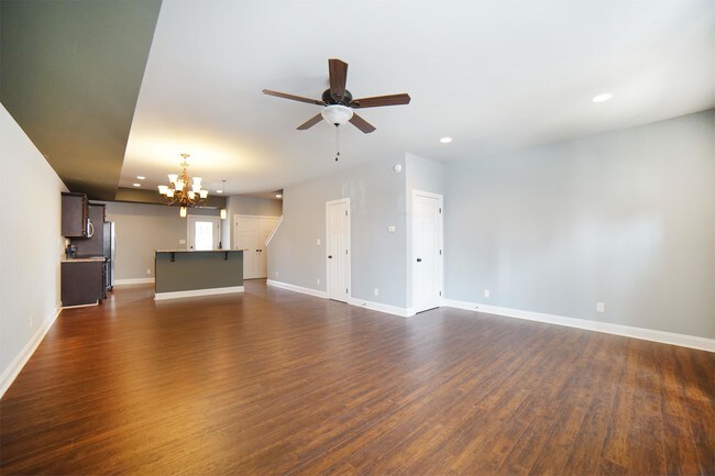 Photo - 106 Capital St