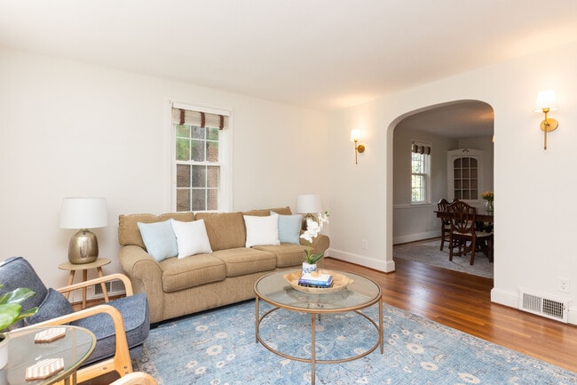 Photo - 138 Murdock Rd