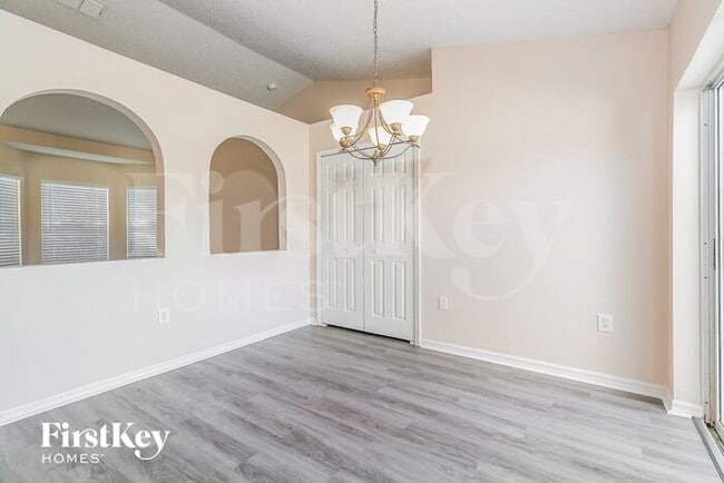 Photo - 711 Hamster Way