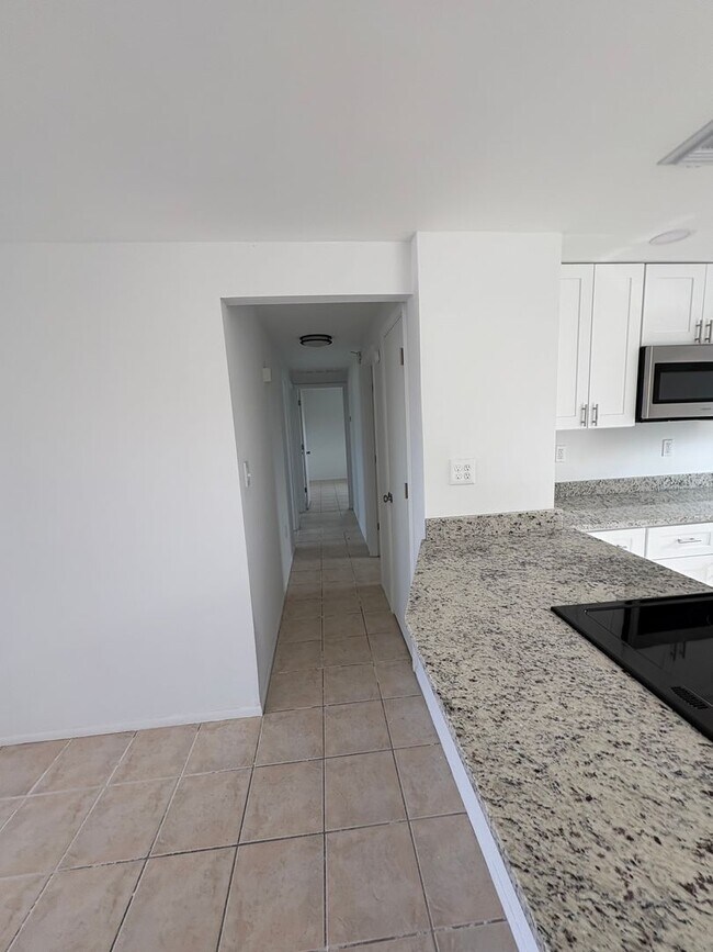 Photo - 1057 Tropical Ave NW