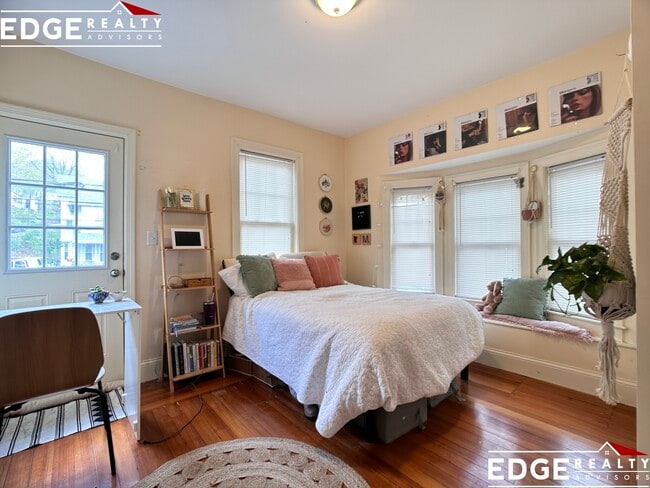 Photo - 74 Brooks St Unidad 2