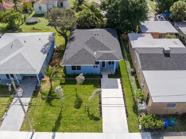 1468 NW 51st St