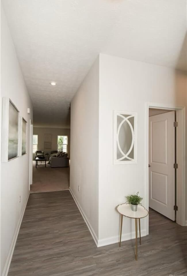 Photo - 2125 Schmidt Dr