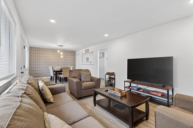 Photo - 1545 Reale Ave Unit SI ID1472886P