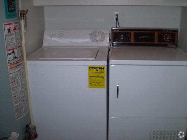 In-unit Laundry - Windsong Apartments