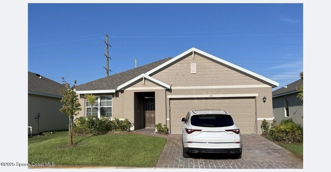 Building Photo - 1371 McFarland Dr Rental