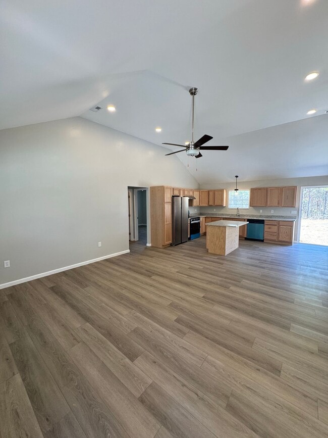 Photo - 284 Silver Run Rd