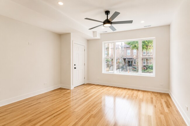 Photo - 3136 N Ridgeway Ave