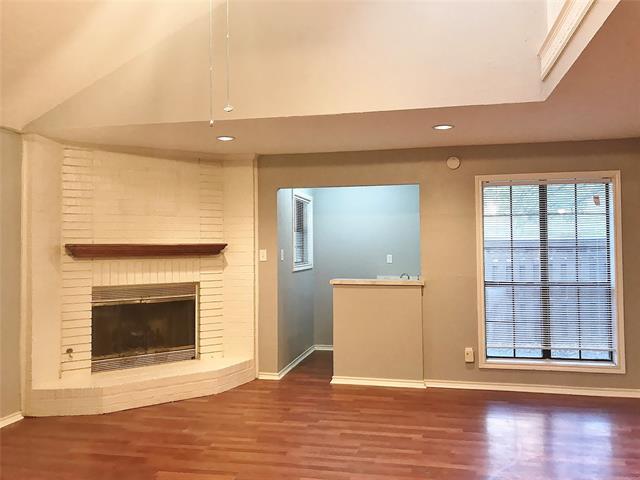 Photo - 1129 Bent Oaks Dr