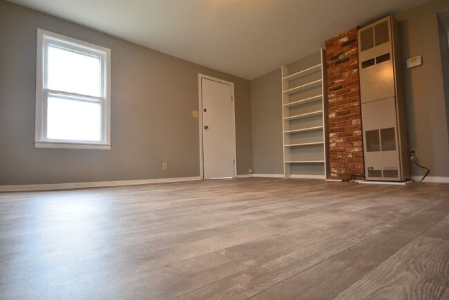 819 N Park Ave