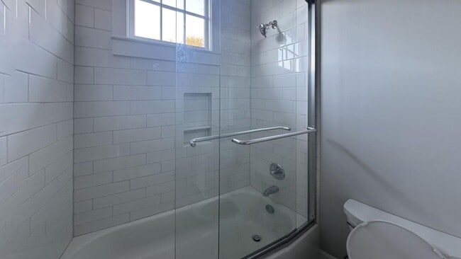 Photo - 2 bed / 1 bath ~ Move-In TODAY! Unidad B