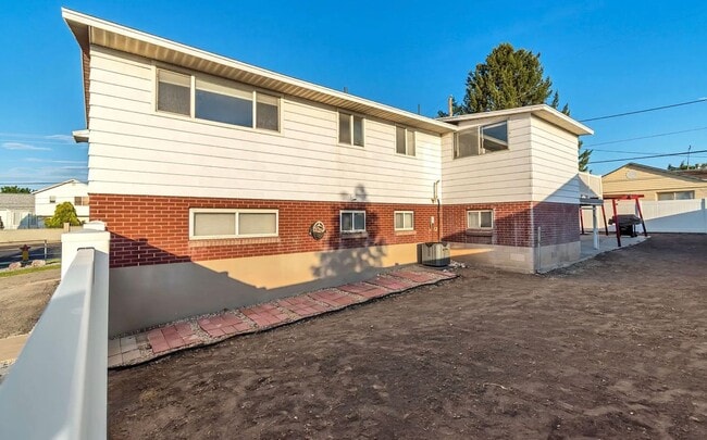 Photo - 4018 S 4800 W