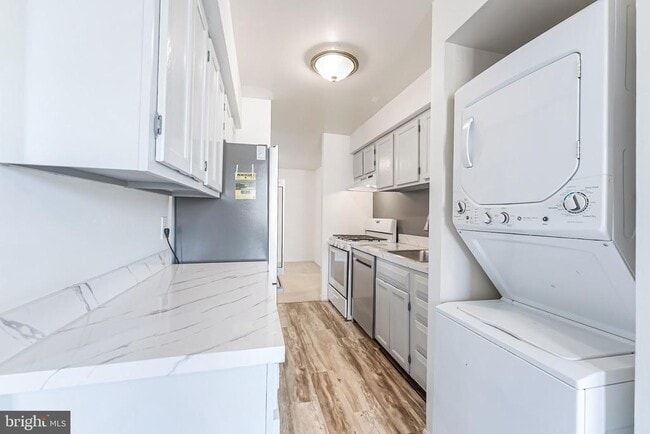 Photo - 11240 Chestnut Grove Square Unit 31