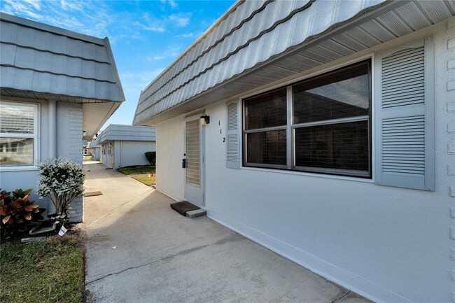 Building Photo - 202 Bedford Trail Unit 112