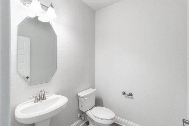 Photo - 457 Aurora Creek Ln