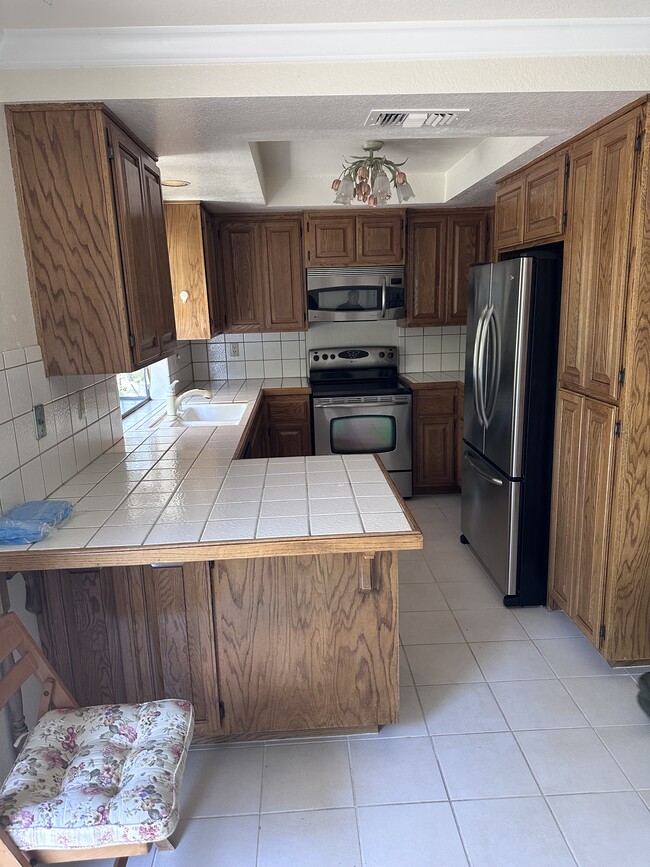 Cocina - 458 Fantasy St