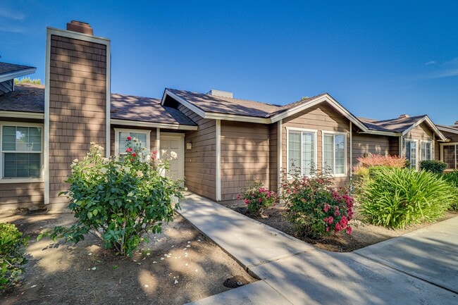 Photo - 2601 Ashe Rd Townhome