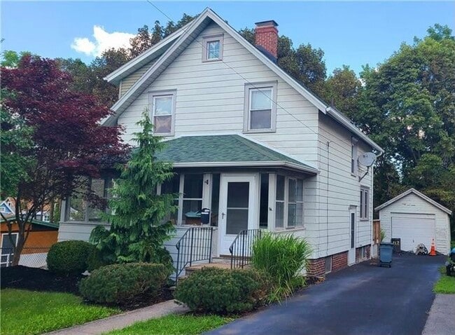 Building Photo - 212 Willis Ave