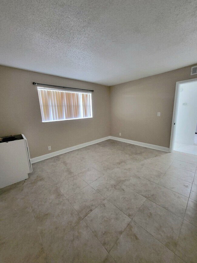 Photo - 8000 Fairview Dr Unit 207