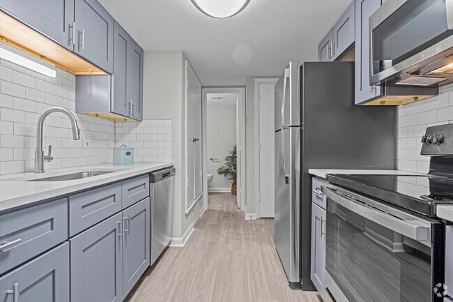 Building Photo - Baypointe Crossing Apartments
