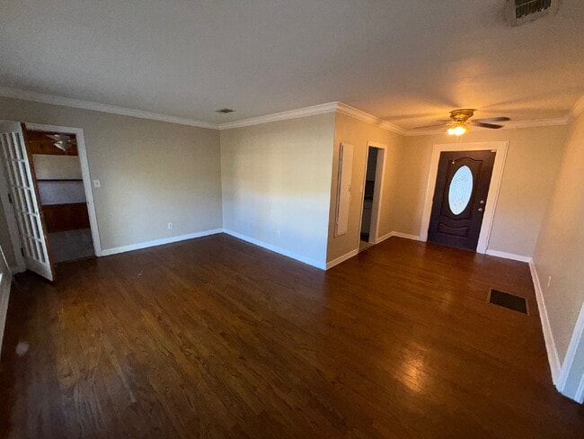 Photo - Beautiful 3-Bedroom, 2-Bath Home for Rent

This well-maintained home features central heating and...